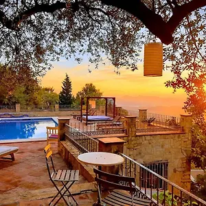 3* Bed and breakfast El Nispero Dulce